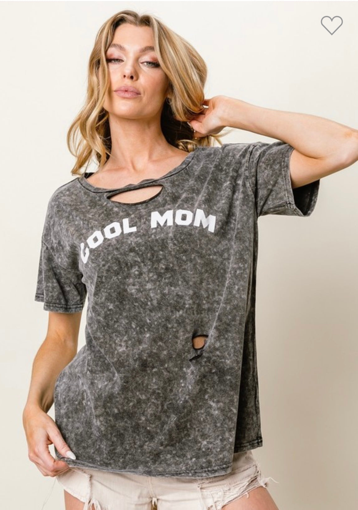 BIBI Mineral washed Cool Mom Graphic T-shirt