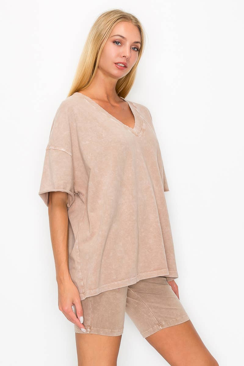 MineralWash VNECK everyday Tshirt HT4166