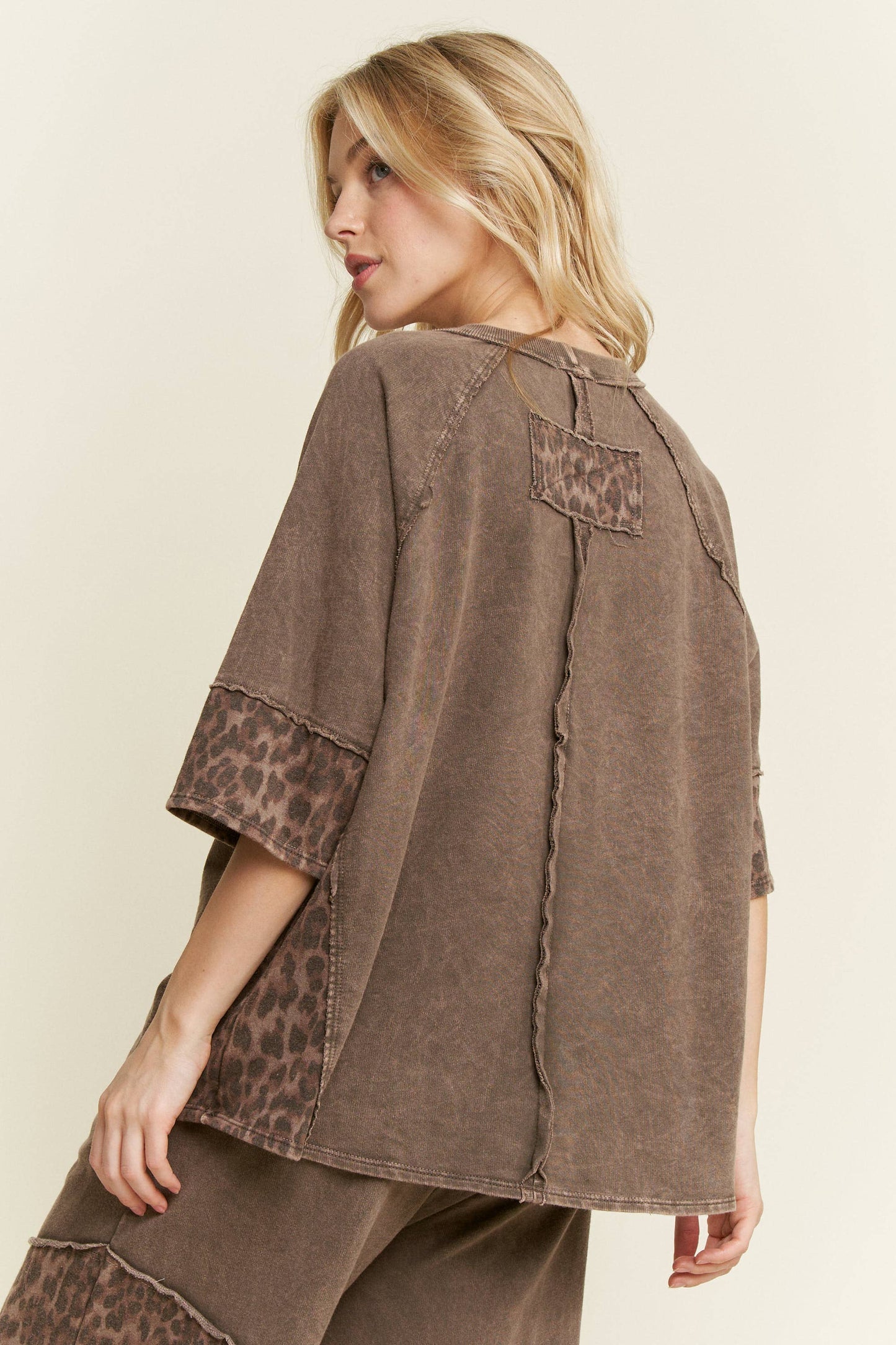 (Copy) J her Mineral Washed Leopard Star Halfsleeve top HT6628