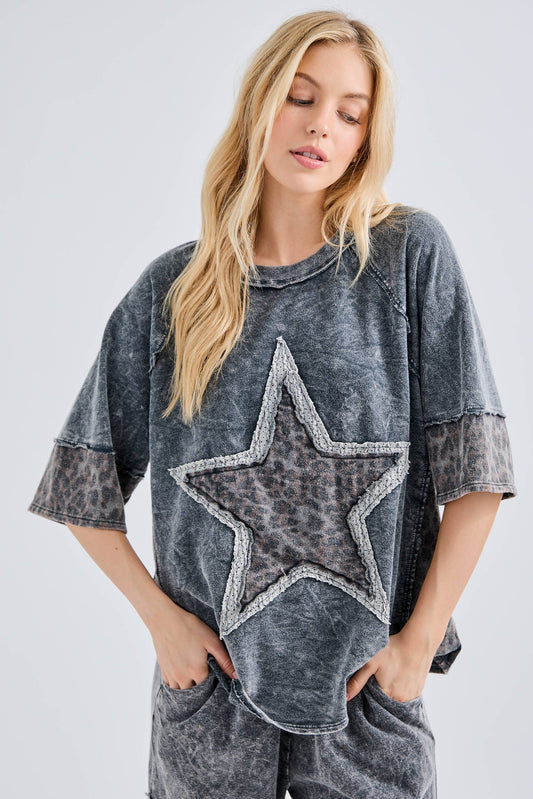 J her Mineral Washed Leopard Star Halfsleeve top HT6628