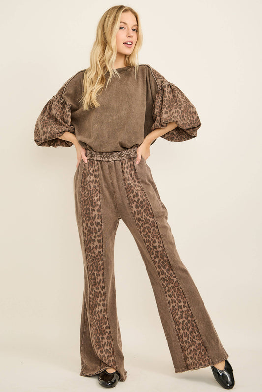 J her Mineral Washed Cheetah Puff Sleeve Fall Blouse brown