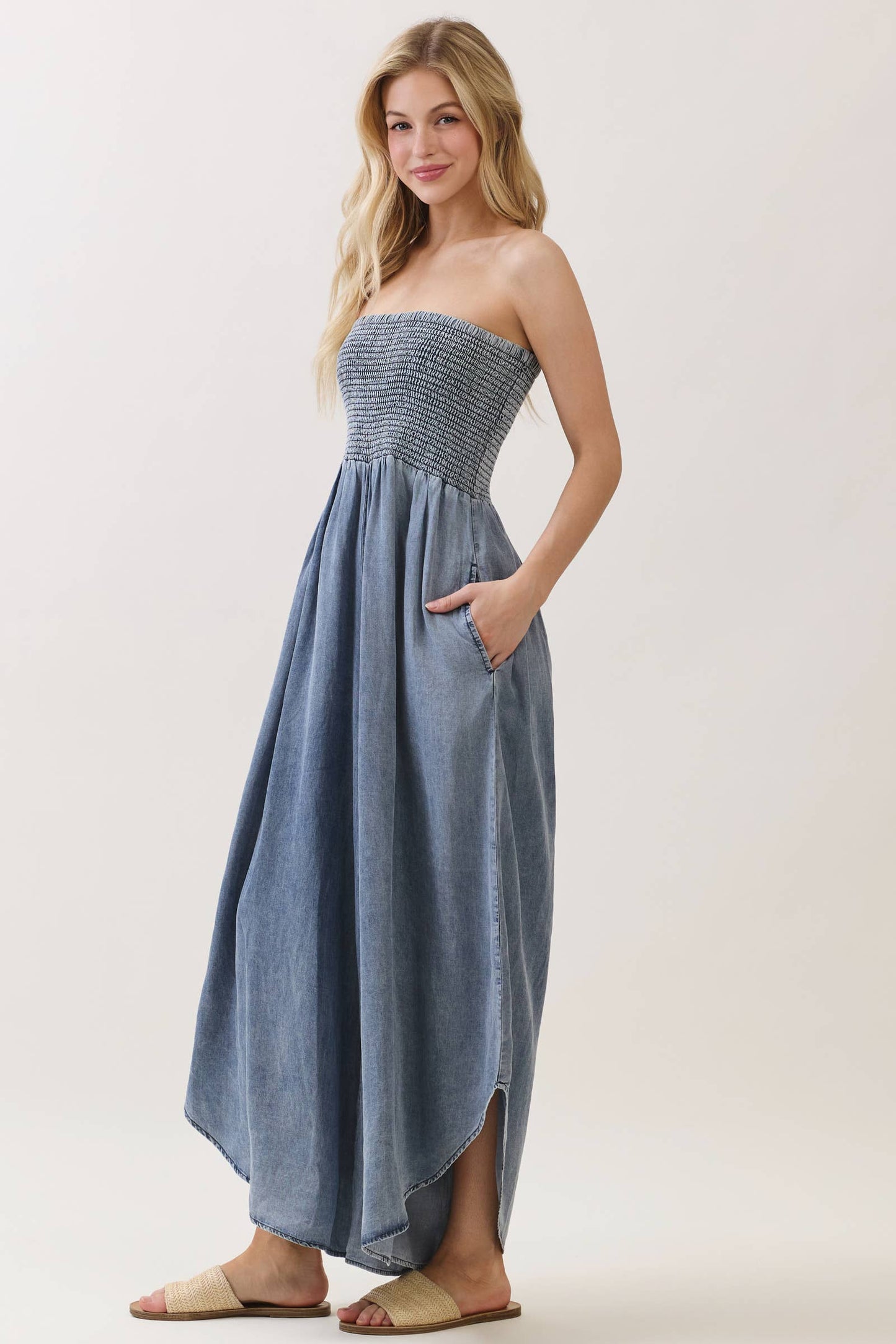 TENCEL SMOCKED ROUND HEM JUMPSUIT - VJU60429P