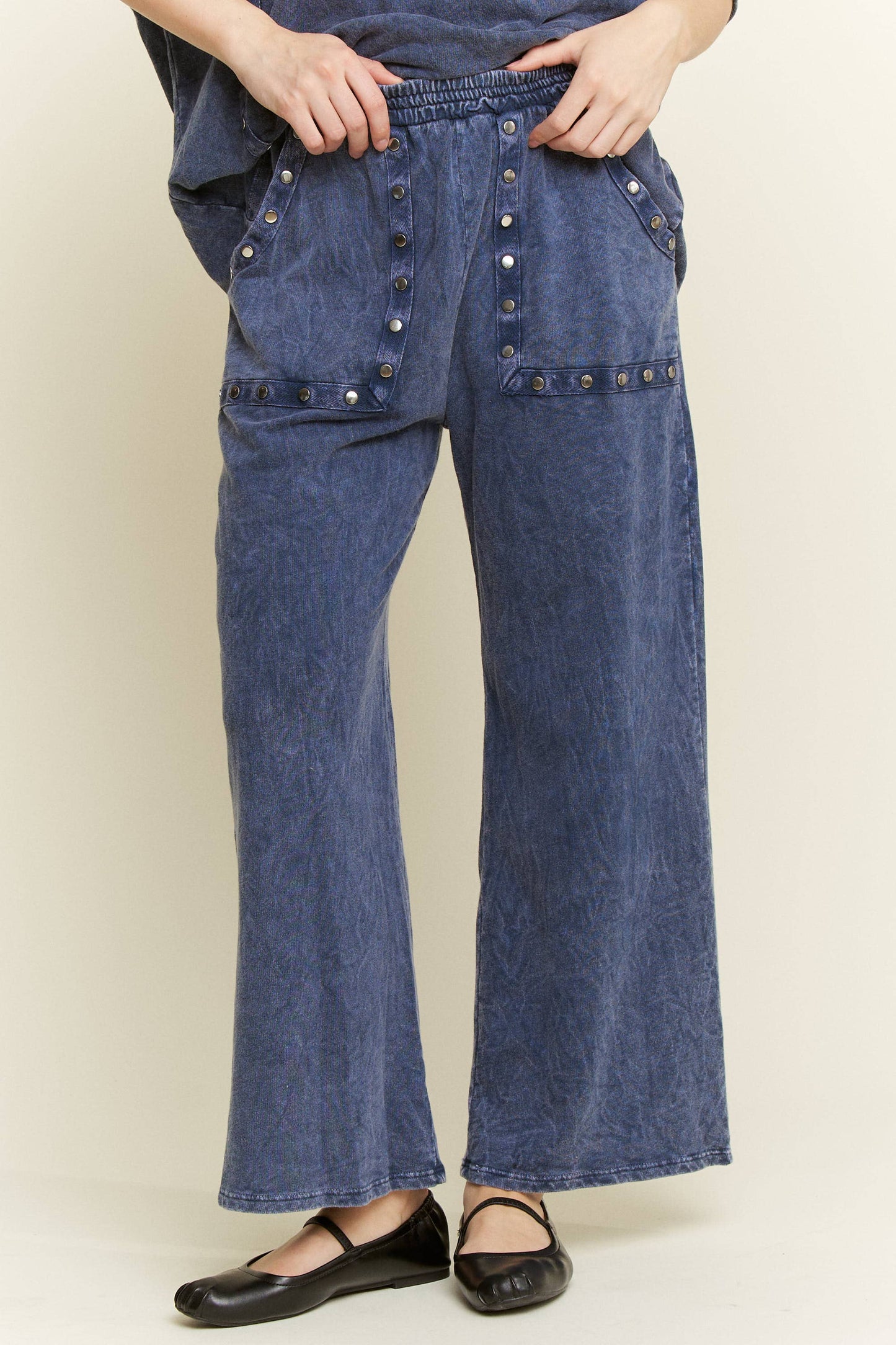 Mineral Washed Studded WideLeg Pocket Pants HP6549
