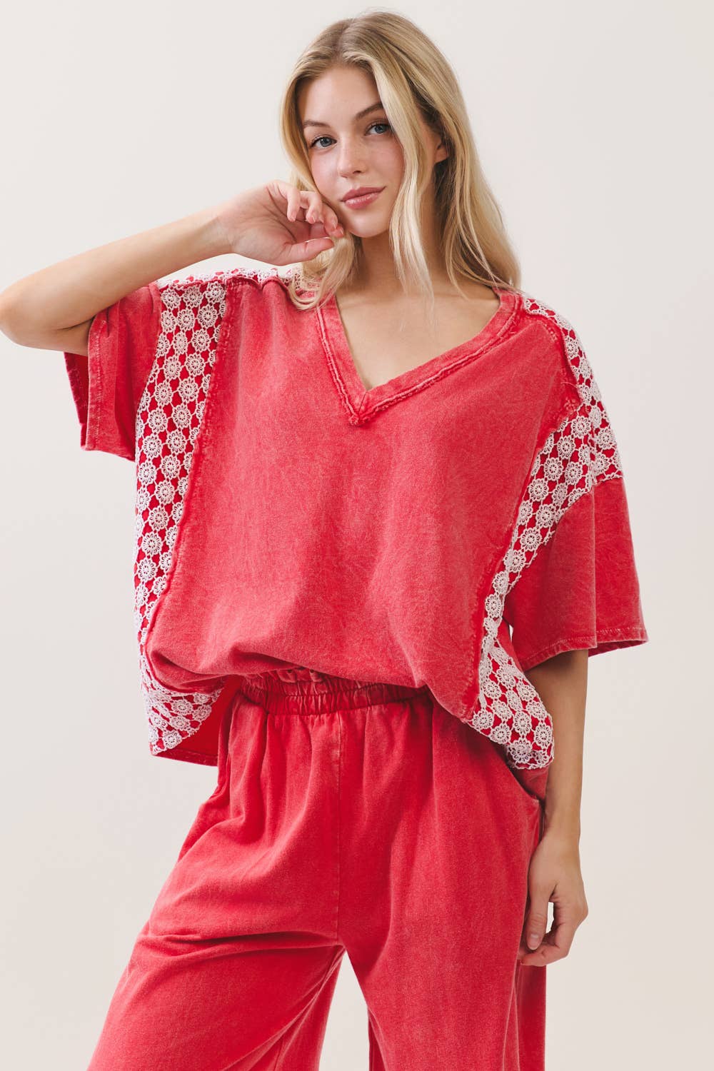Mineral Washed Flower Daisy Trim Vneck Blouse top HT6747