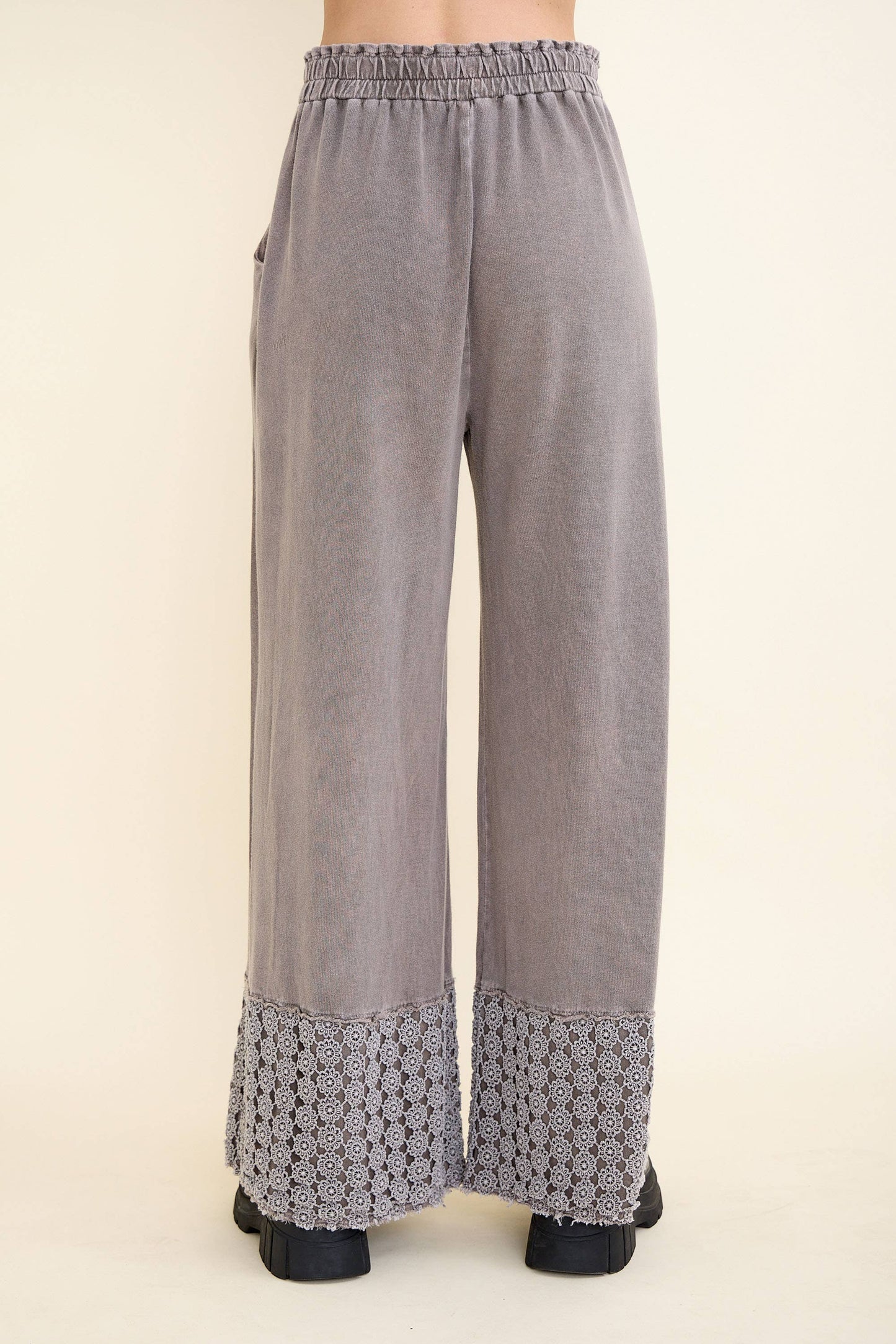 Mineral Washed Flower Daisy Trim LongLeg Pants HP6016P1